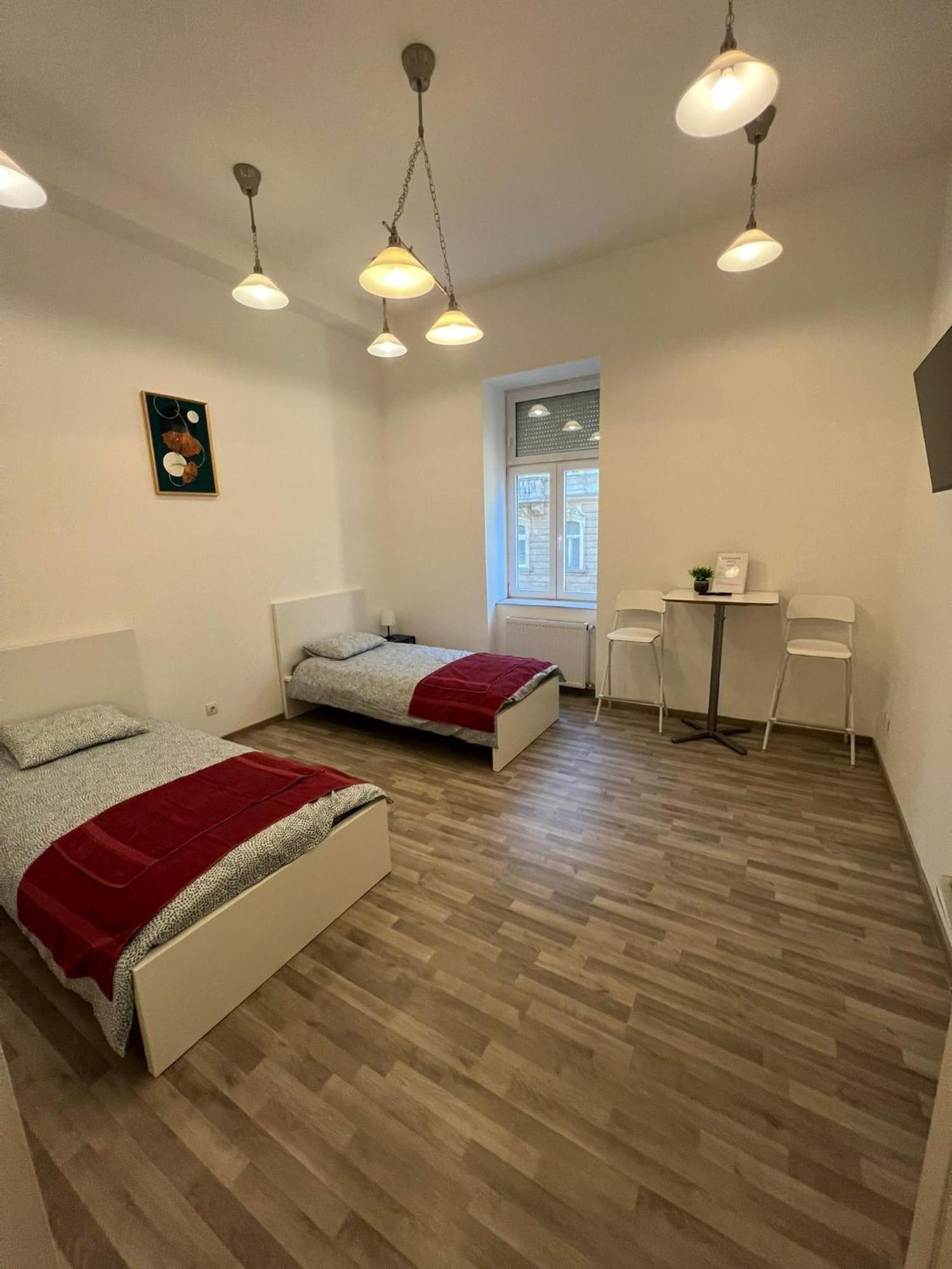 Goldensun Apartment Budapest Kültér fotó